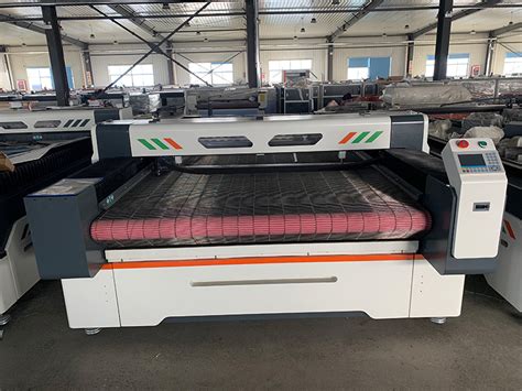 cnc laser cloth cutting machine|high quality fabric laser cutter.